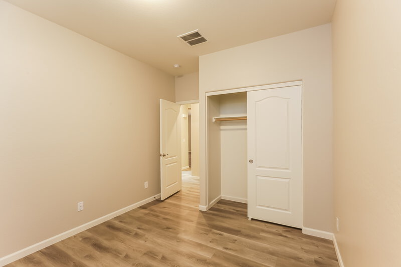 2,085/Mo, 7024 W Shumway Farm Rd Laveen, AZ 85339 Bedroom View 2