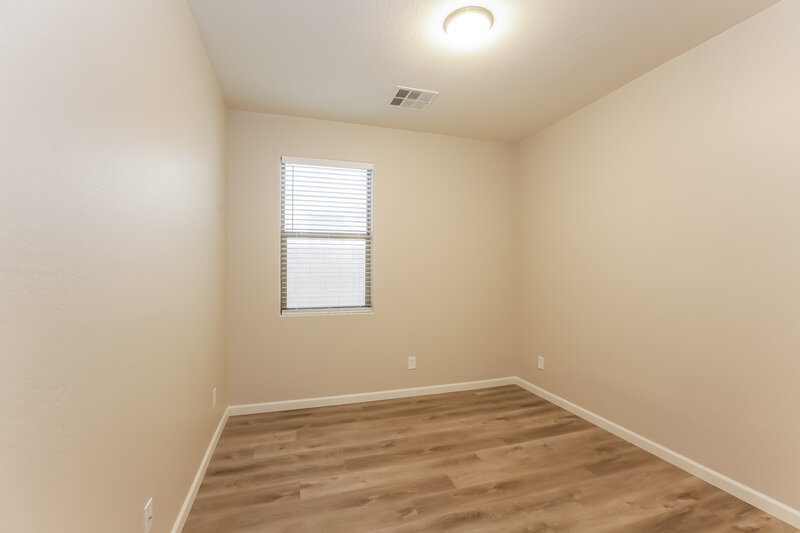 2,085/Mo, 7024 W Shumway Farm Rd Laveen, AZ 85339 Bedroom View 3