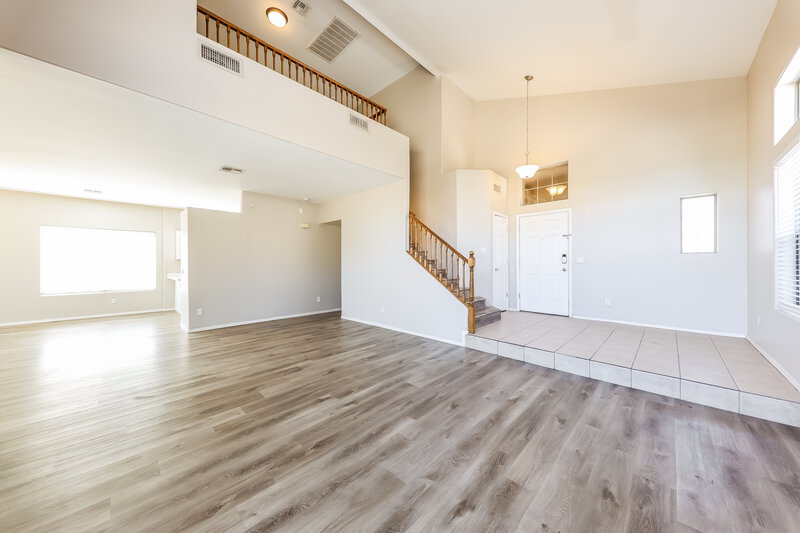 2,355/Mo, 2189 S 88th Ave Tolleson, AZ 85353 Living Room View 2