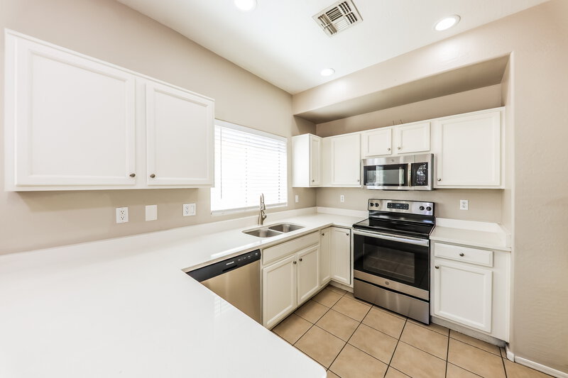 2,355/Mo, 2189 S 88th Ave Tolleson, AZ 85353 Kitchen View