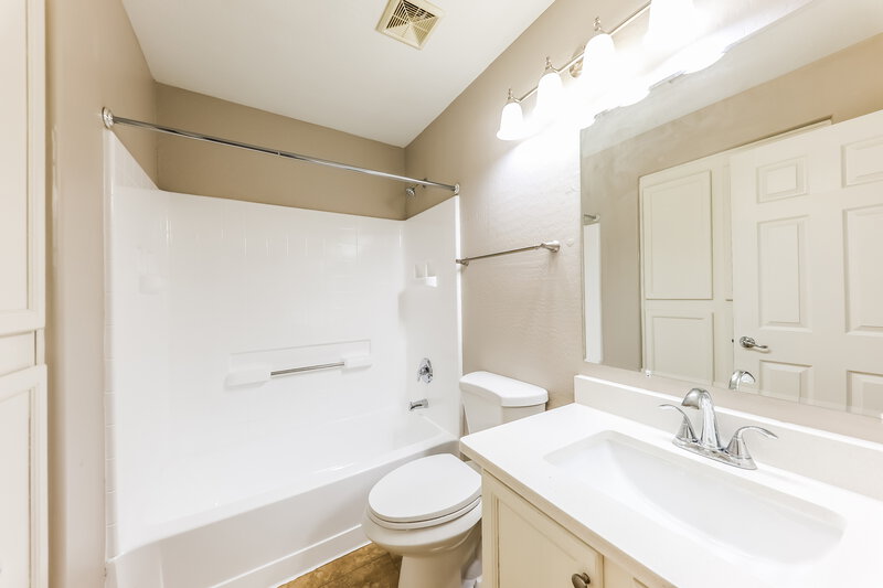 2,355/Mo, 2189 S 88th Ave Tolleson, AZ 85353 Bathroom View