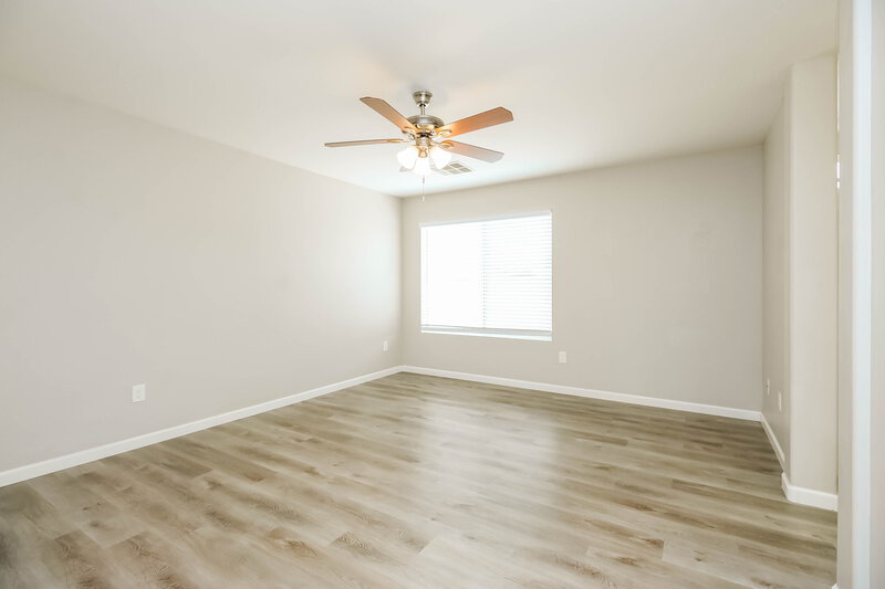 2,110/Mo, 4010 W Park St Phoenix, AZ 85041 Main Bedroom View
