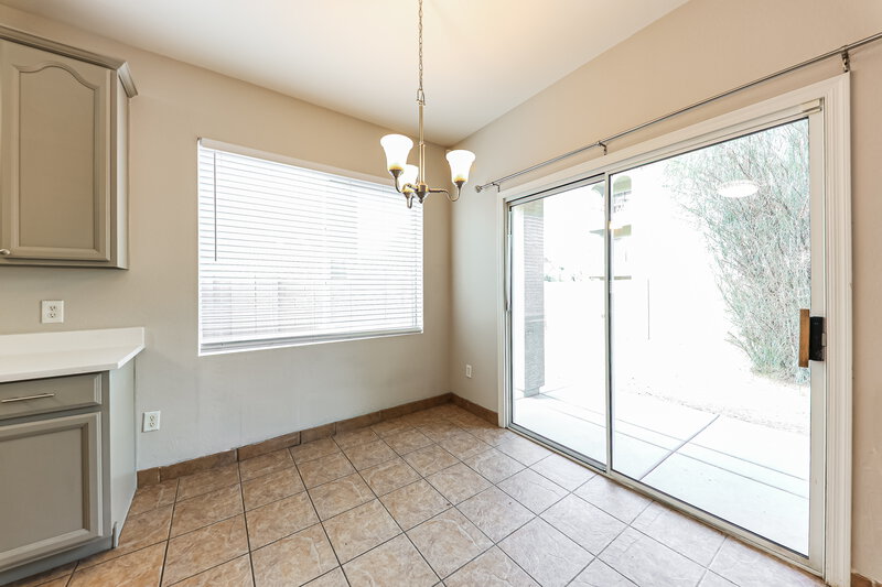 2,340/Mo, 34806 N 31st Ave Phoenix, AZ 85086 Dining Room View
