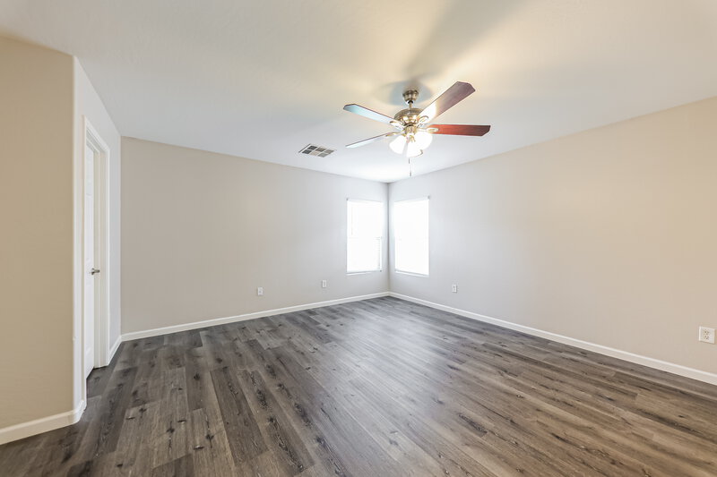 2,340/Mo, 34806 N 31st Ave Phoenix, AZ 85086 Main Bedroom View
