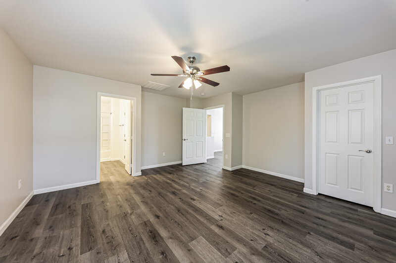 2,340/Mo, 34806 N 31st Ave Phoenix, AZ 85086 Main Bedroom View 2