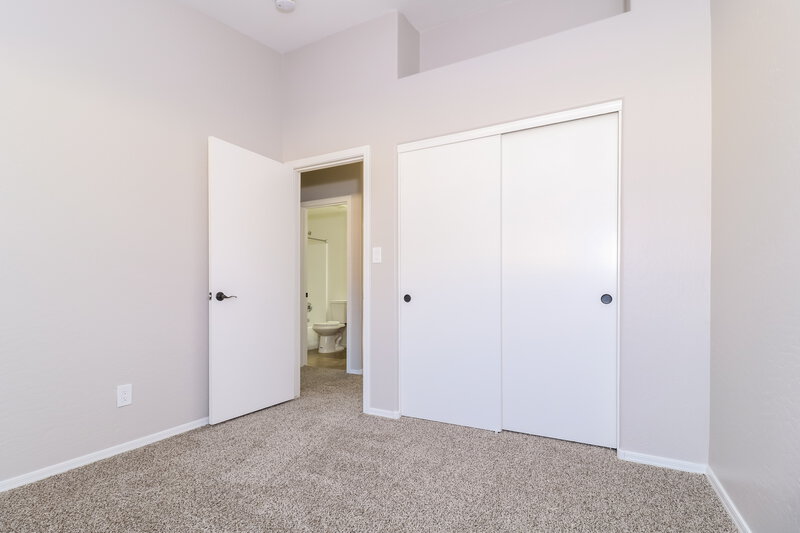 2,060/Mo, 15057 N Gil Balcome Ct Surprise, AZ 85379 Bedroom View