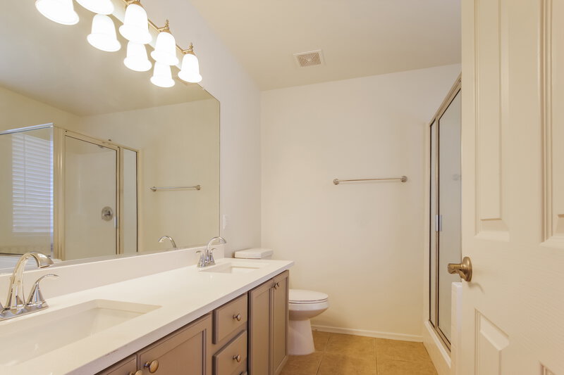 1,895/Mo, 16250 W Caribbean Ln Surprise, AZ 85379 Main Bathroom View 2