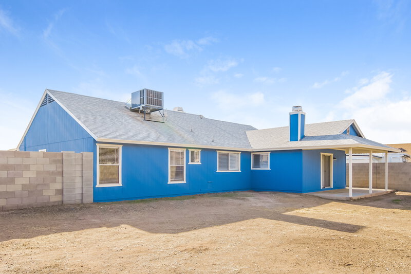 2,130/Mo, 5222 W Aster Dr Glendale, AZ 85304 Rear View 2