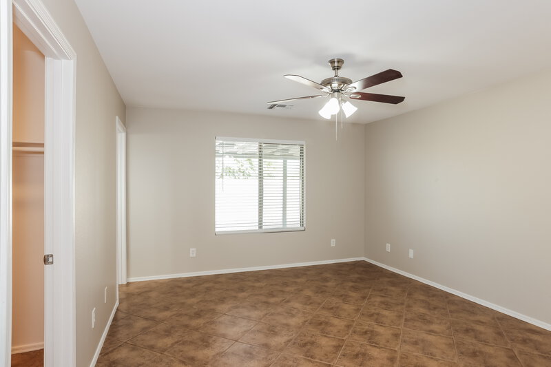 2,330/Mo, 1128 W 20th Ave Apache Junction, AZ 85120 Main Bedroom View
