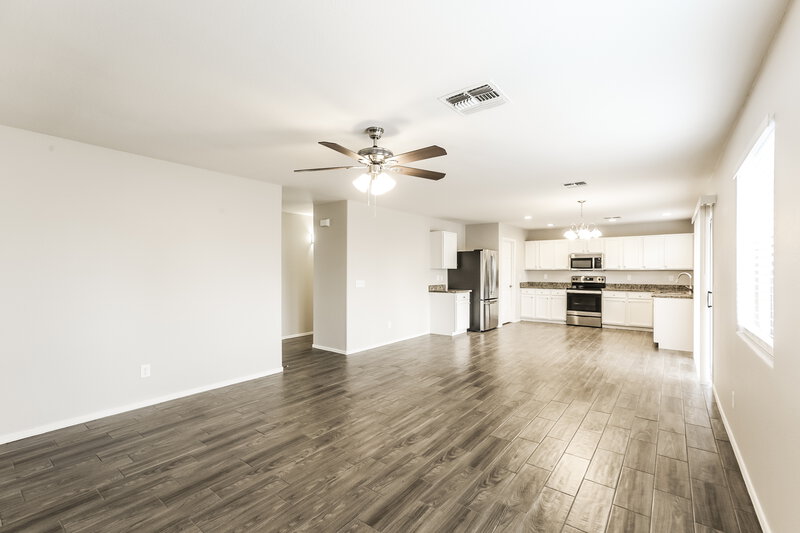 2,080/Mo, 1720 E Renegade Trail San Tan Valley, AZ 85143 Living Room View 2