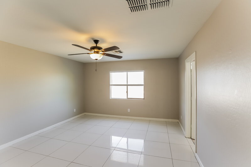 2,400/Mo, 5415 W Pollack St Laveen, AZ 85339 Main Bedroom View