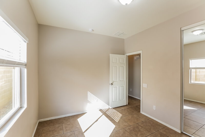 2,400/Mo, 5415 W Pollack St Laveen, AZ 85339 Bedroom View