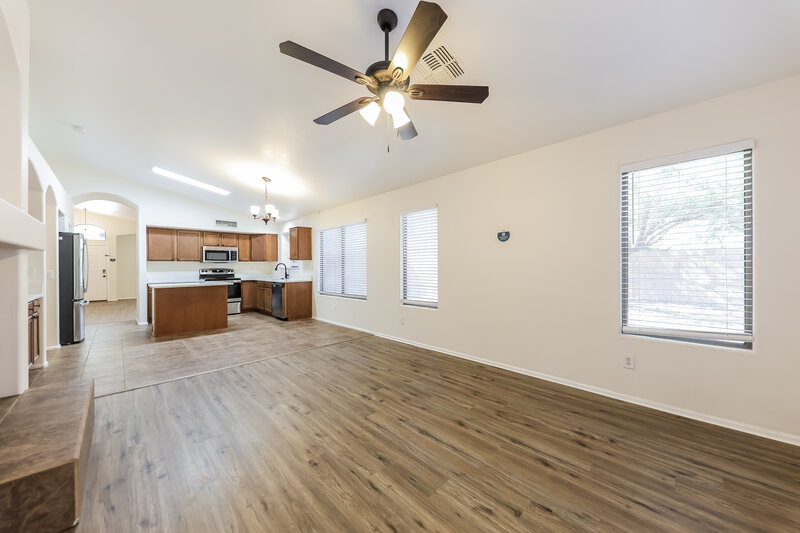 2,550/Mo, 2452 W Blue Sky Dr Phoenix, AZ 85085 Family Room View 3