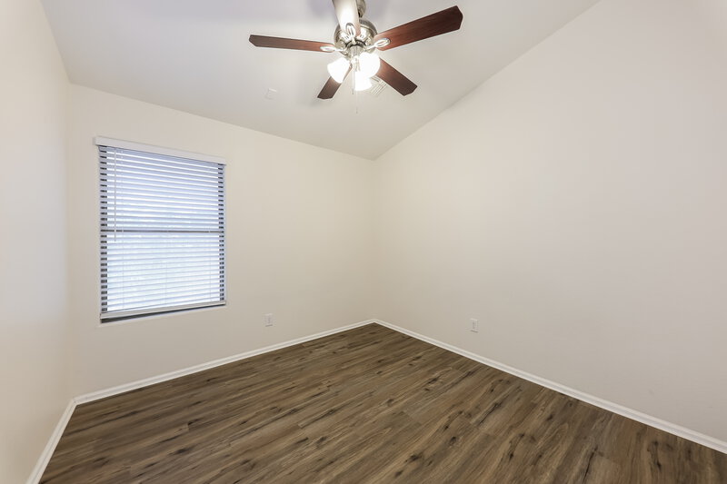 2,550/Mo, 2452 W Blue Sky Dr Phoenix, AZ 85085 Bedroom View 2