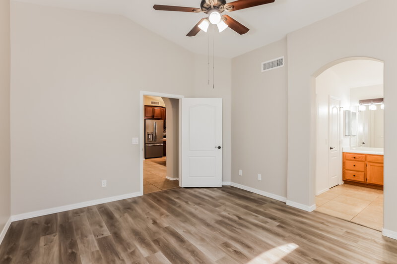 2,350/Mo, 18639 N 2nd Ave Phoenix, AZ 85027 Main Bedroom View