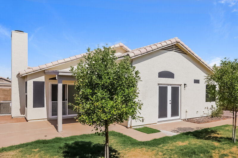 2,350/Mo, 18639 N 2nd Ave Phoenix, AZ 85027 Rear View