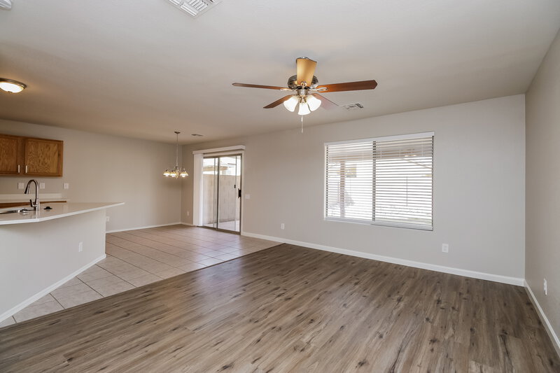 2,450/Mo, 8704 E Natal Ave Mesa, AZ 85209 Family Room View