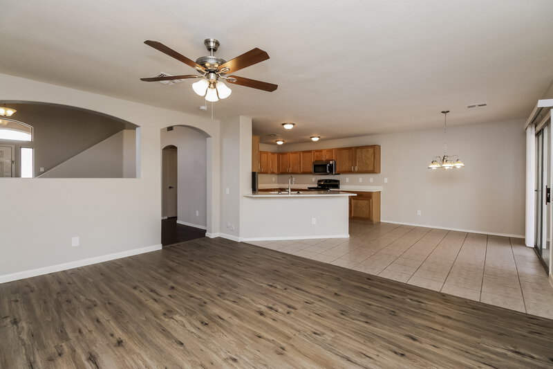 2,450/Mo, 8704 E Natal Ave Mesa, AZ 85209 Family Room View 2