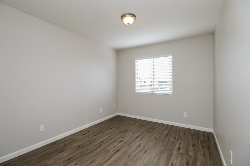 2,450/Mo, 8704 E Natal Ave Mesa, AZ 85209 Bedroom View 2