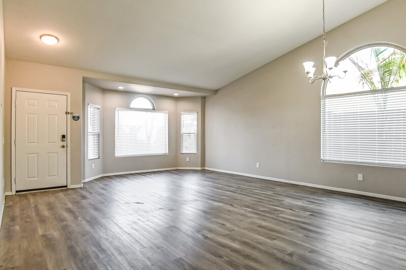 3,345/Mo, 4317 W Electra Ln Glendale, AZ 85310 Dining Room View