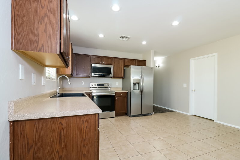 1,870/Mo, 4936 S Rovey Pkwy Buckeye, AZ 85326 Kitchen View 2