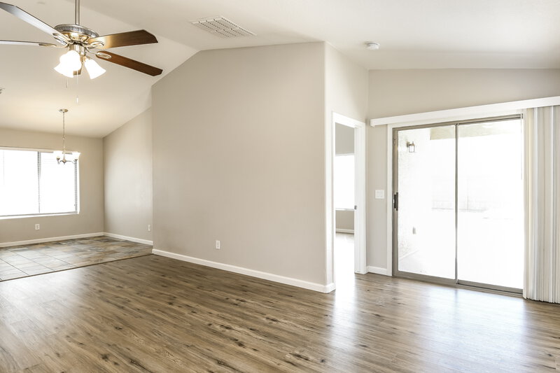 1,820/Mo, 4059 E Aragonite Ln San Tan Valley, AZ 85143 Living Room View