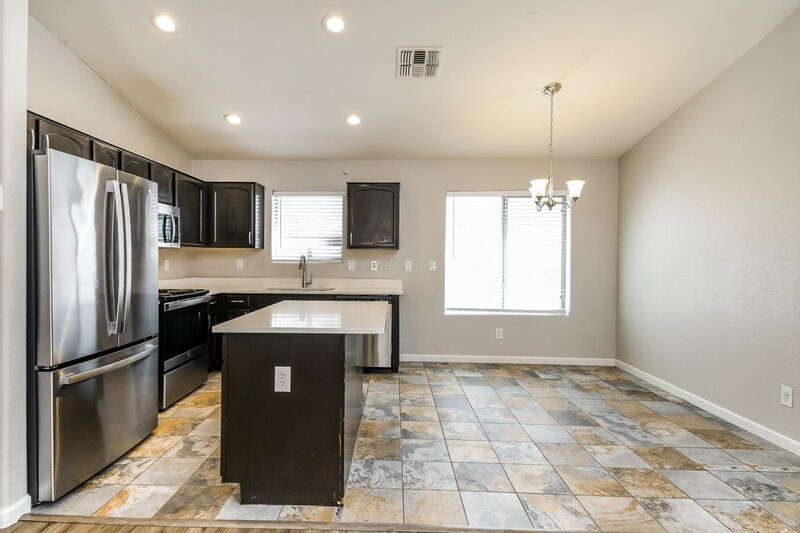 1,820/Mo, 4059 E Aragonite Ln San Tan Valley, AZ 85143 Kitchen View 2