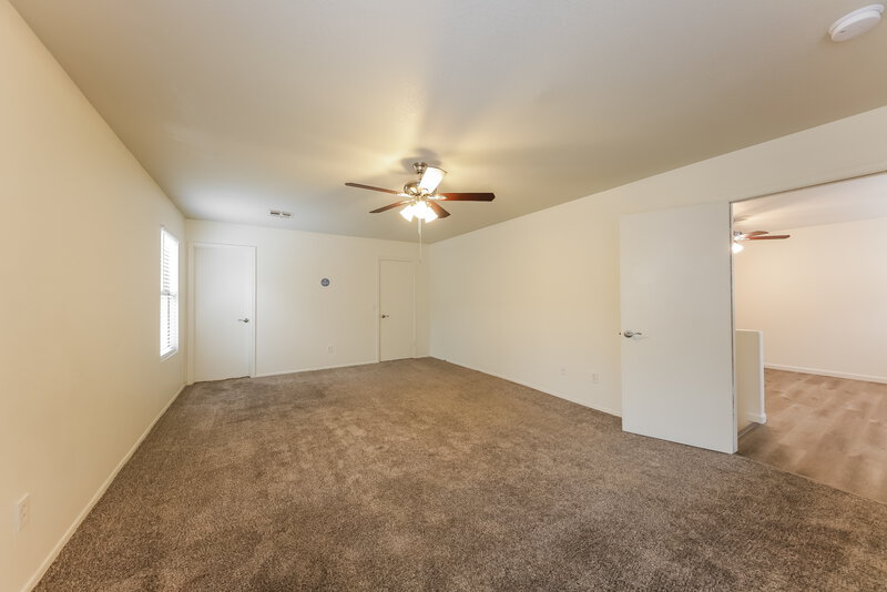 2,810/Mo, 18611 N 22nd St Lot 26 Phoenix, AZ 85024 Main Bedroom View