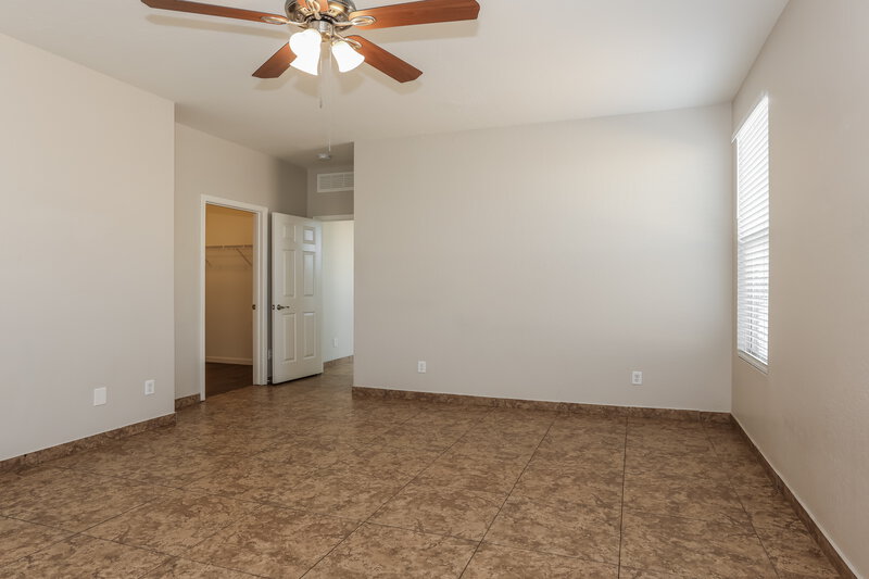 1,990/Mo, 3014 W Donner Dr Phoenix, AZ 85041 Main Bedroom View 2