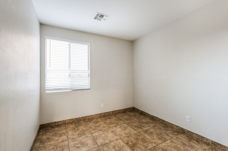2,010/Mo, 3014 W Donner Dr Phoenix, AZ 85041 Bedroom View