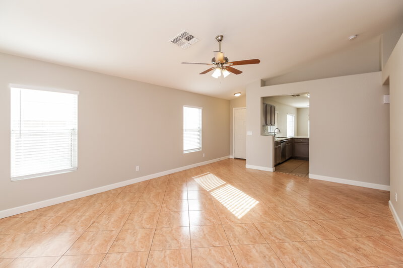 3,050/Mo, 631 N Williams St Chandler, AZ 85225 Living Room View 3