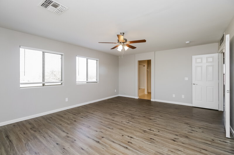 2,005/Mo, 1836 E Silversmith Trail San Tan Valley, AZ 85143 Main Bedroom View