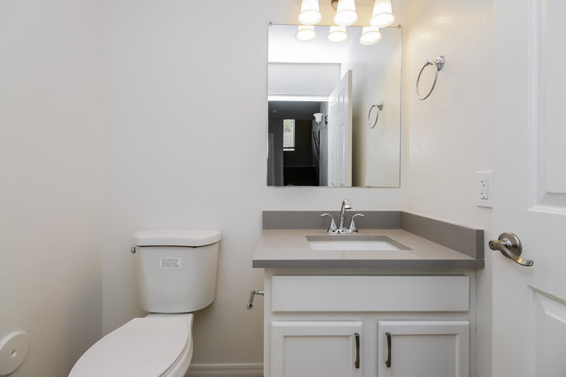 2,005/Mo, 1836 E Silversmith Trail San Tan Valley, AZ 85143 Bathroom View 2