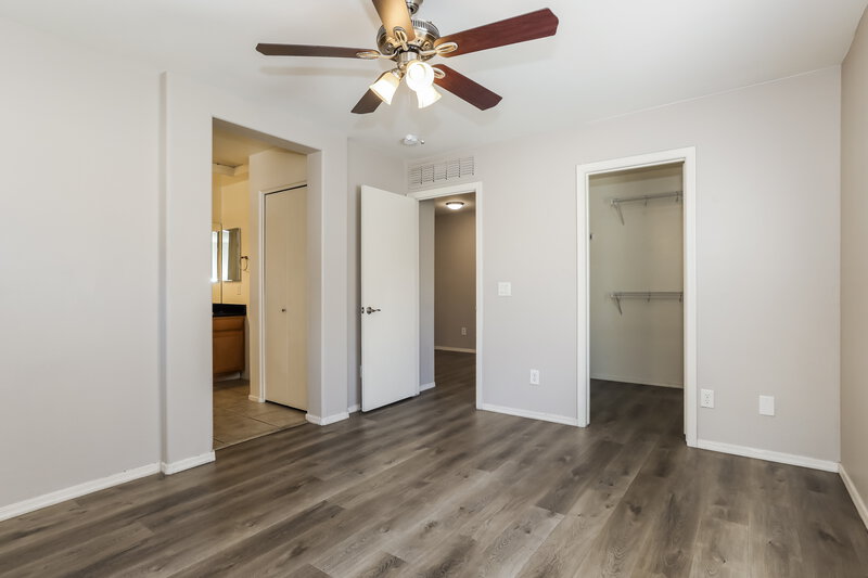 1,825/Mo, 5208 W Warner St Phoenix, AZ 85043 Main Bedroom View