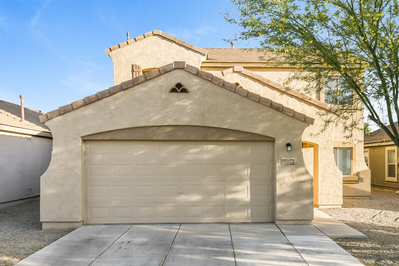 3,050/Mo, 1729 E Christopher St San Tan Valley, AZ 85140 External View