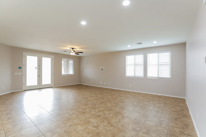 2,340/Mo, 7543 W Darrel Rd Laveen, AZ 85339 Living Room View 2