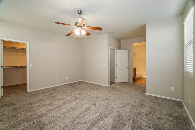 2,220/Mo, 7543 W Darrel Rd Laveen, AZ 85339 Main Bedroom View 2