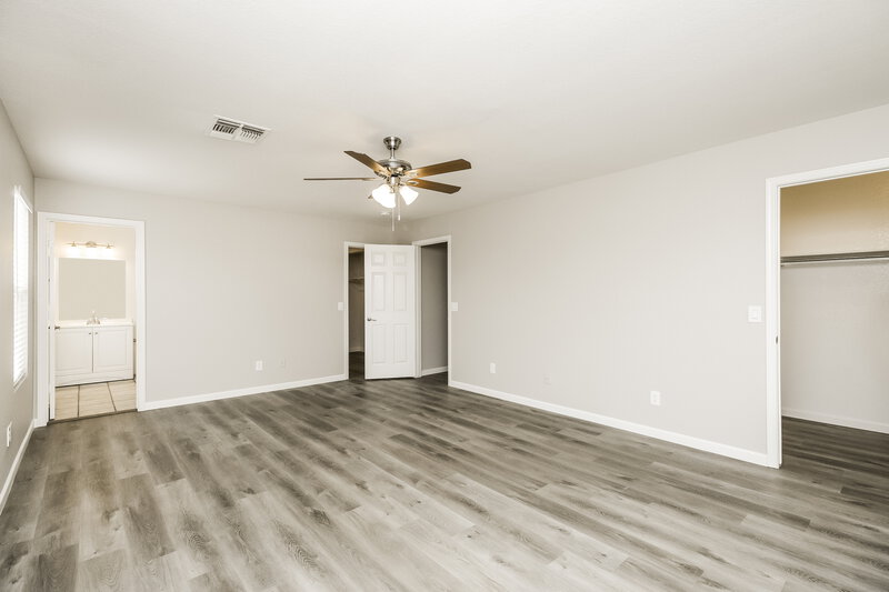 2,385/Mo, 2236 E Spruce Dr Chandler, AZ 85286 Main Bedroom View 2