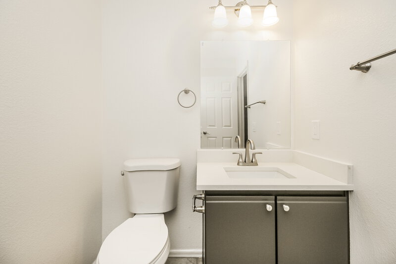 2,385/Mo, 2236 E Spruce Dr Chandler, AZ 85286 Powder Room View