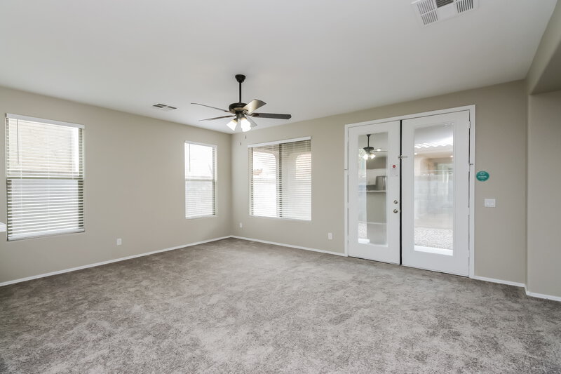 2,875/Mo, 3929 E Fairview St Gilbert, AZ 85295 Living Room View