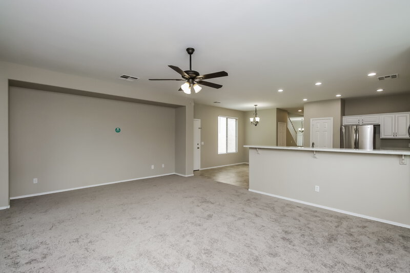 2,875/Mo, 3929 E Fairview St Gilbert, AZ 85295 Living Room View 2