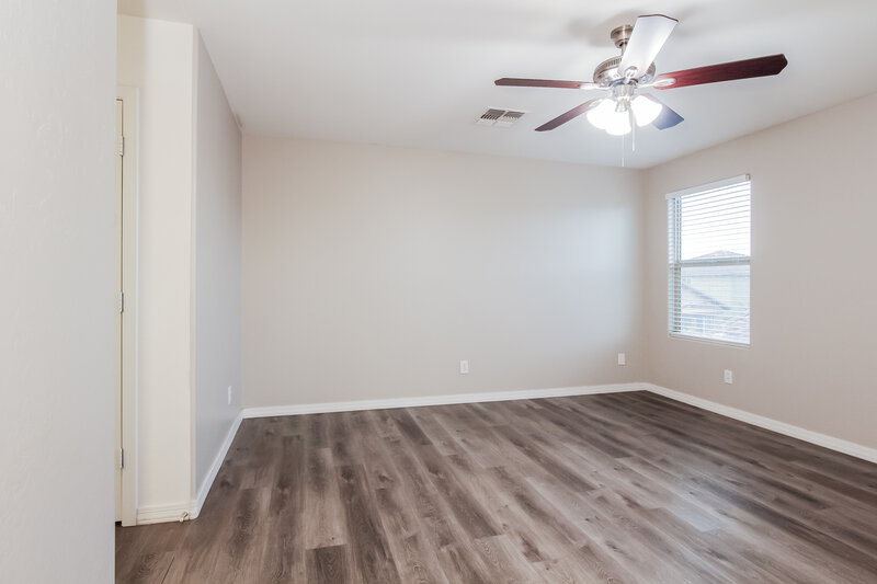 2,460/Mo, 2741 W Bowker St Phoenix, AZ 85041 Main Bedroom View 2