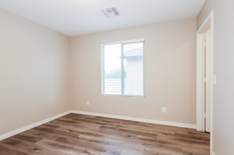 2,460/Mo, 2741 W Bowker St Phoenix, AZ 85041 Bedroom View