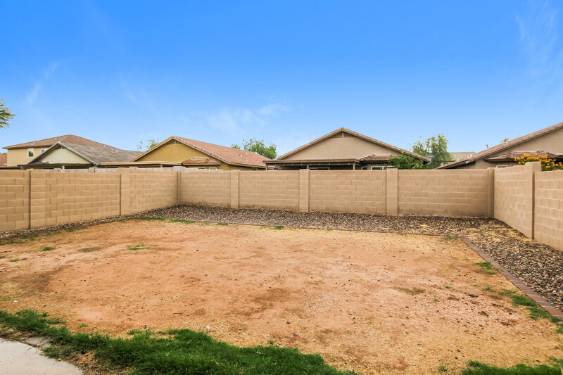 2,460/Mo, 2741 W Bowker St Phoenix, AZ 85041 Rear View