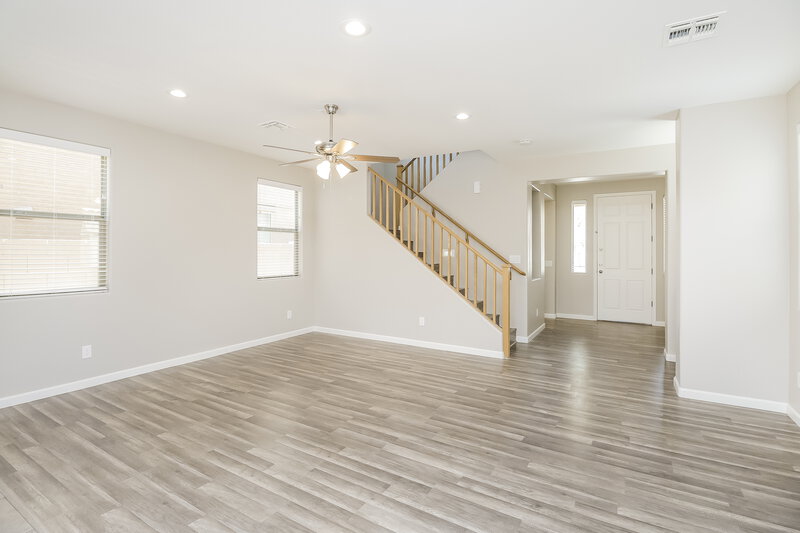 2,725/Mo, 3869 E Claxton Ave Gilbert, AZ 85297 Living Room View