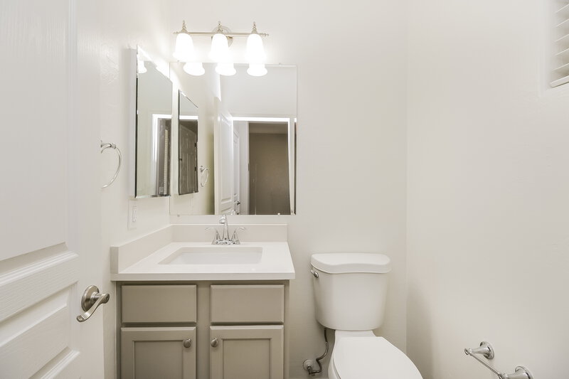 2,725/Mo, 3869 E Claxton Ave Gilbert, AZ 85297 Kitchen View 2