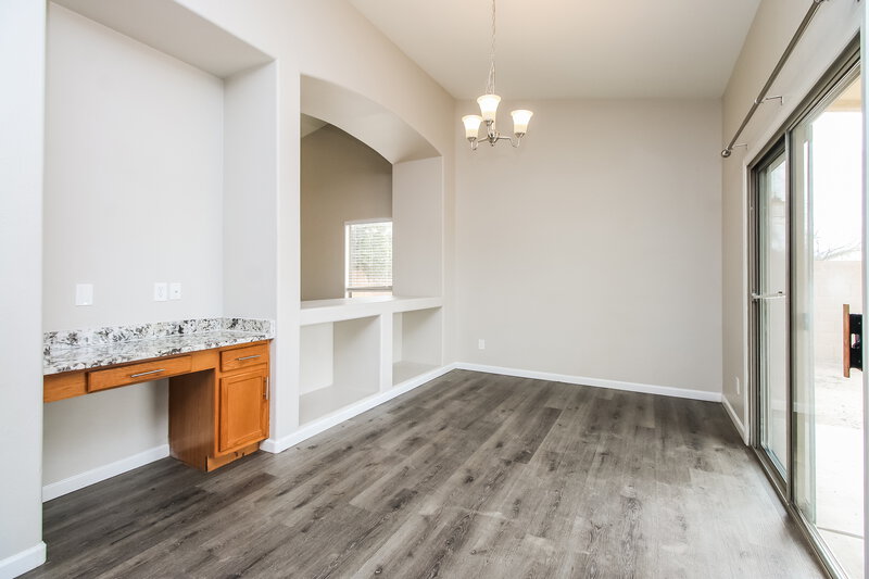 1,935/Mo, 2246 S 85th Dr Tolleson, AZ 85353 Living Room View 4