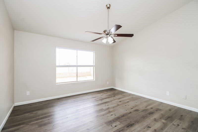 1,935/Mo, 2246 S 85th Dr Tolleson, AZ 85353 Main Bedroom View