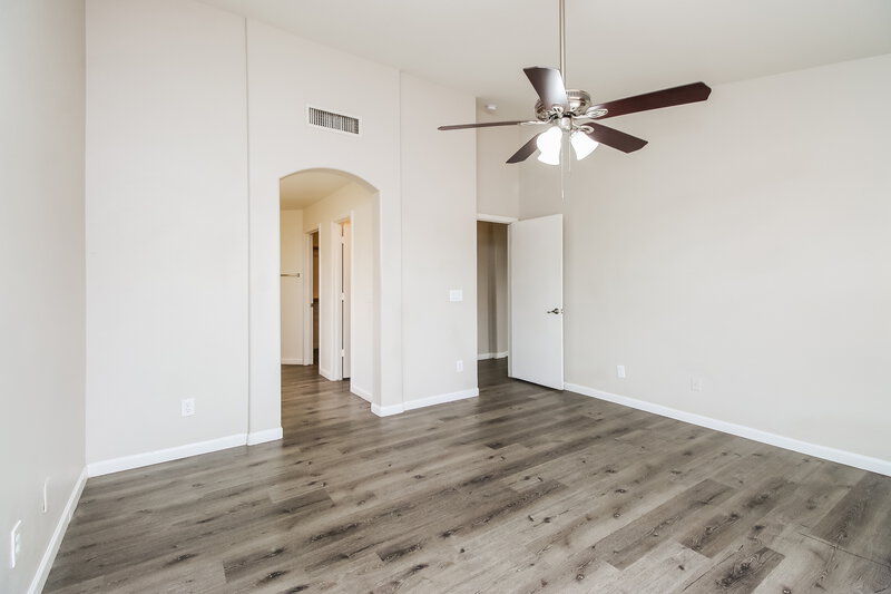 1,935/Mo, 2246 S 85th Dr Tolleson, AZ 85353 Main Bedroom View 2