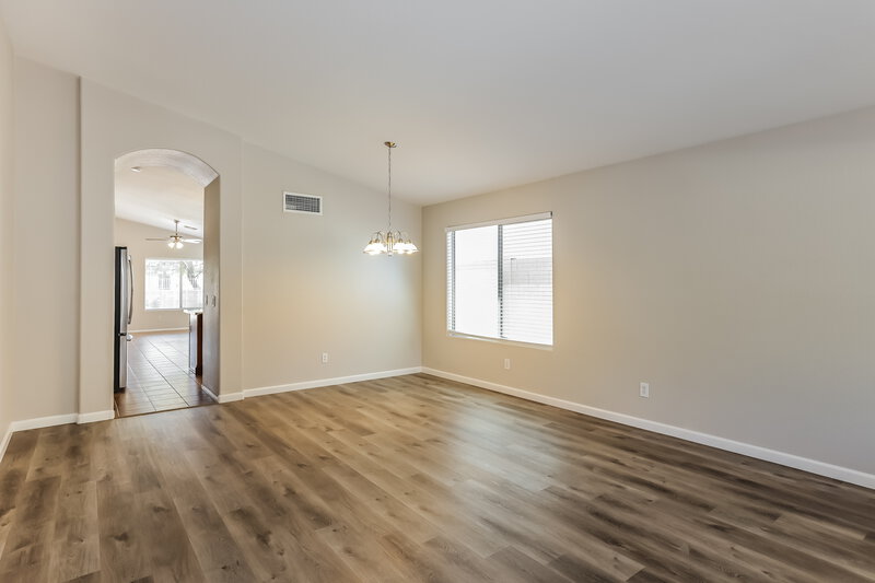 2,570/Mo, 28627 N Nobel Rd Phoenix, AZ 85085 Living Room View
